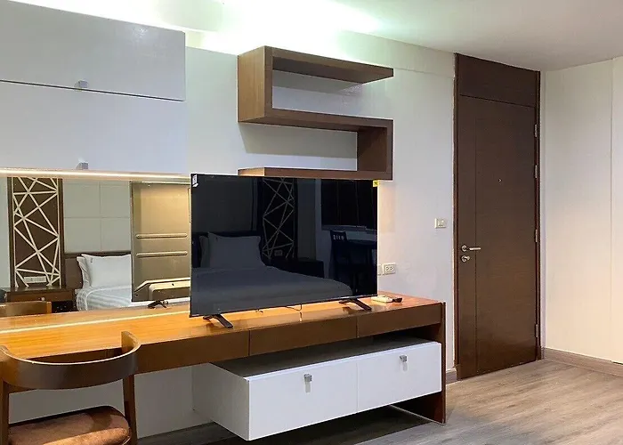 Charan Tower Residences By Aspira Hotel 3*