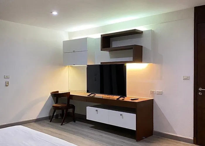 Charan Tower Residences By Aspira Hotel