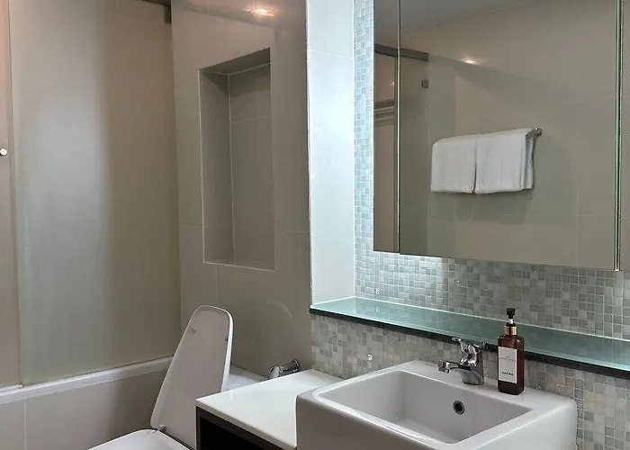 Hotel Charan Tower Residences By Aspira 3*